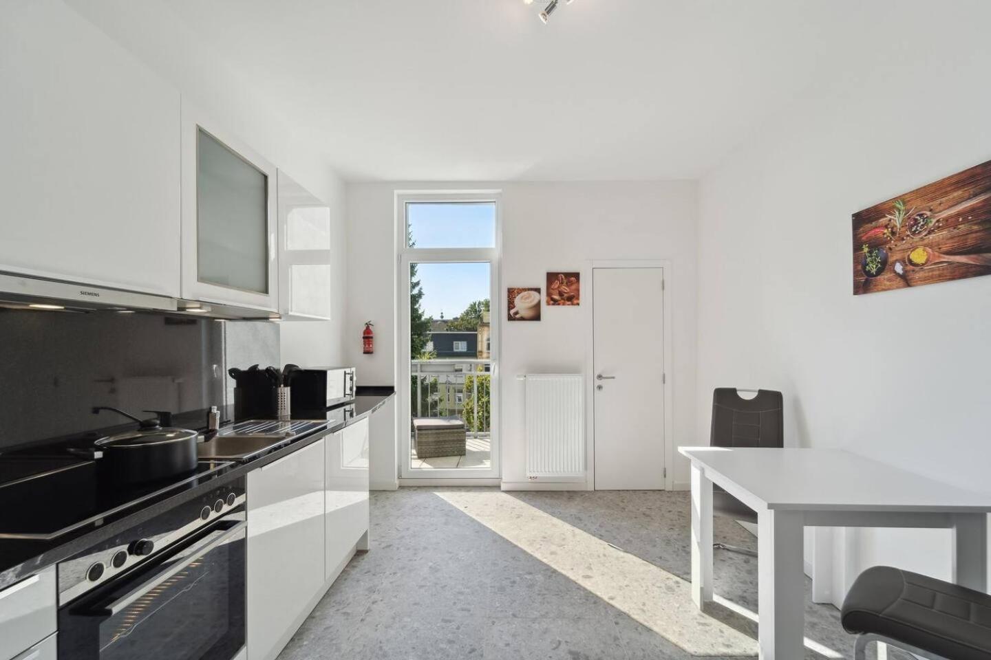 Infinity Stay Ferienapartments Rheinstrasse Wilhelmshaven Exterior foto