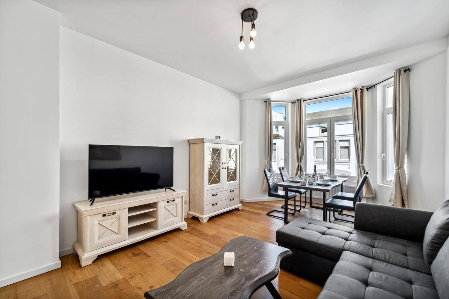 Infinity Stay Ferienapartments Rheinstrasse Wilhelmshaven Exterior foto