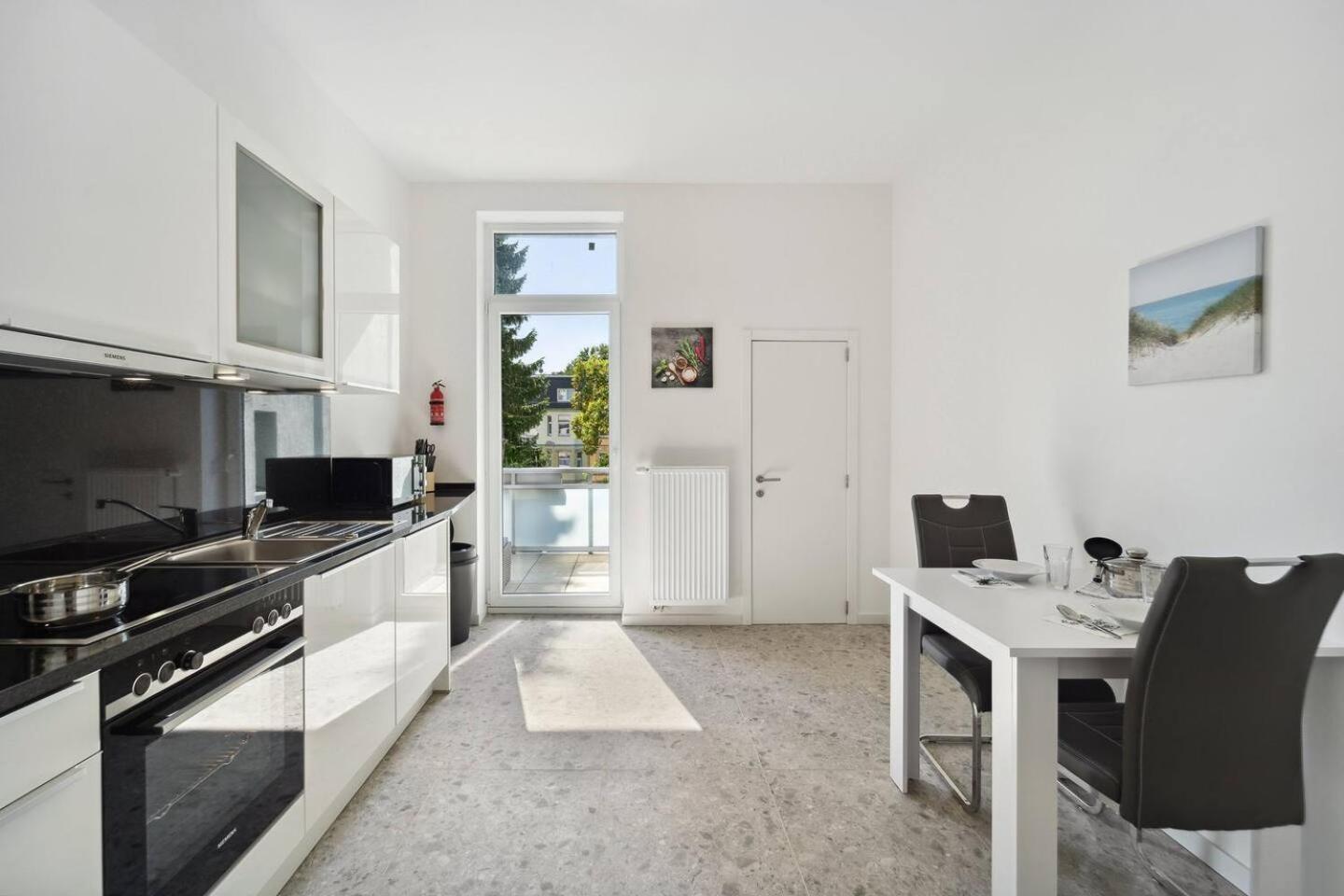 Infinity Stay Ferienapartments Rheinstrasse Wilhelmshaven Exterior foto