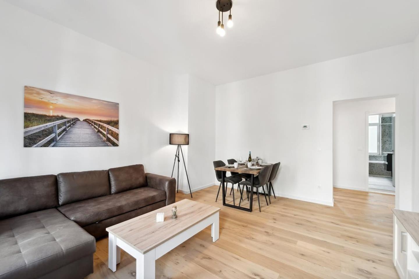 Infinity Stay Ferienapartments Rheinstrasse Wilhelmshaven Exterior foto