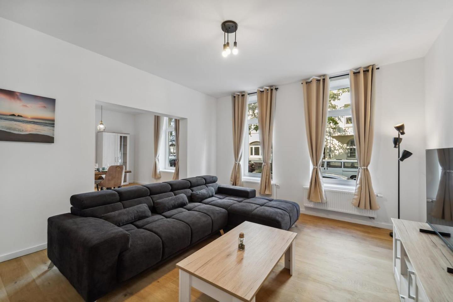 Infinity Stay Ferienapartments Rheinstrasse Wilhelmshaven Exterior foto