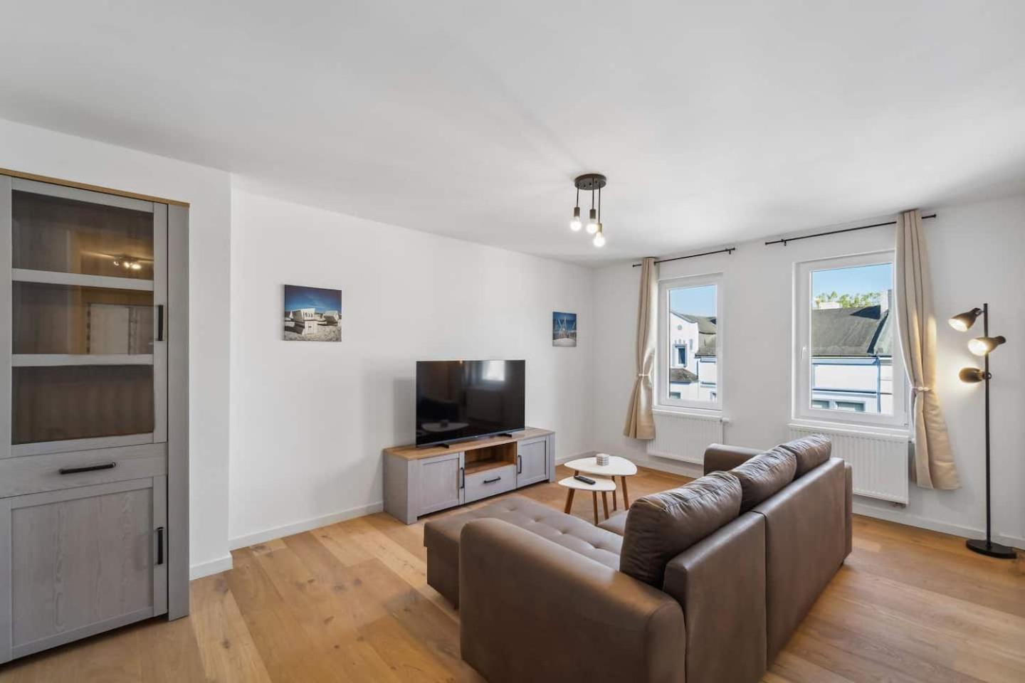 Infinity Stay Ferienapartments Rheinstrasse Wilhelmshaven Exterior foto