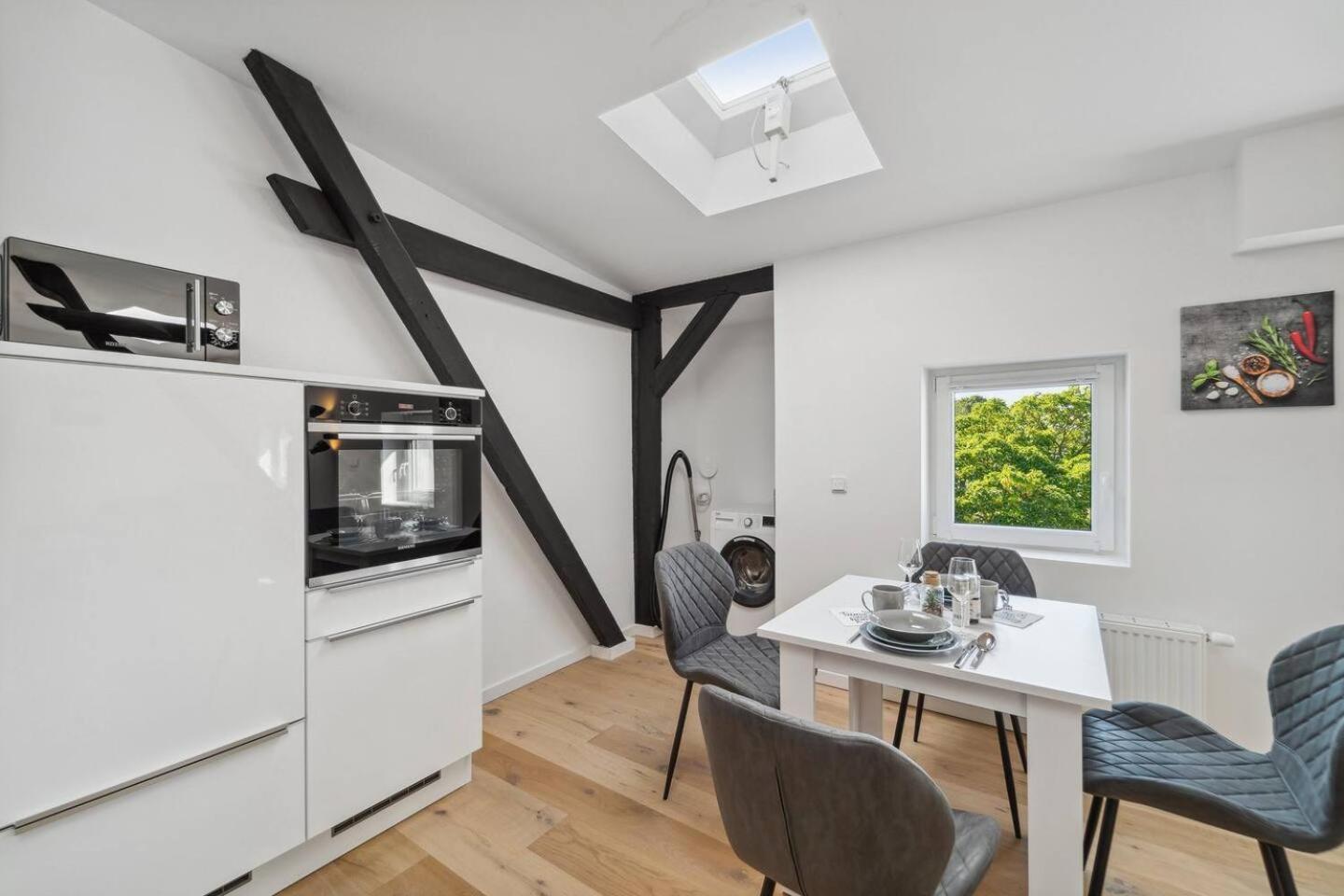 Infinity Stay Ferienapartments Rheinstrasse Wilhelmshaven Exterior foto